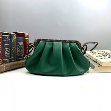 Fashionrepsfam ru 20B570263 Bags LV 0805